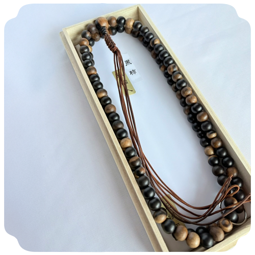 曹洞宗 百八玉念珠 黒柿共仕立 正絹紐房 メイン画像
