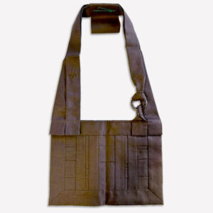 九寸絡子　本麻　焦茶　両本山紋入　丸型縞紫檀環付