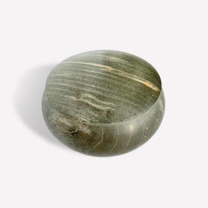 饅頭型　香合　楓幽玄杢虎目材　径２寸